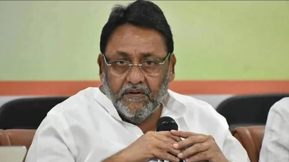 While Pawar tried to sidestep the question, Malik has not yet given any clarity on which faction of the NCP he will join While Pawar tried to sidestep the question, Malik has not yet given any clarity on which faction of the NCP he will join