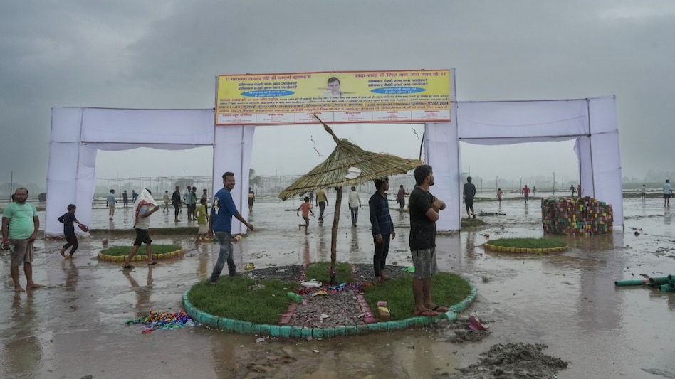 Over 120 people were killed in the stampede at the satsang event in Hathras. (Photo: PTI) Over 120 people were killed in the stampede at the satsang event in Hathras. (Photo: PTI)