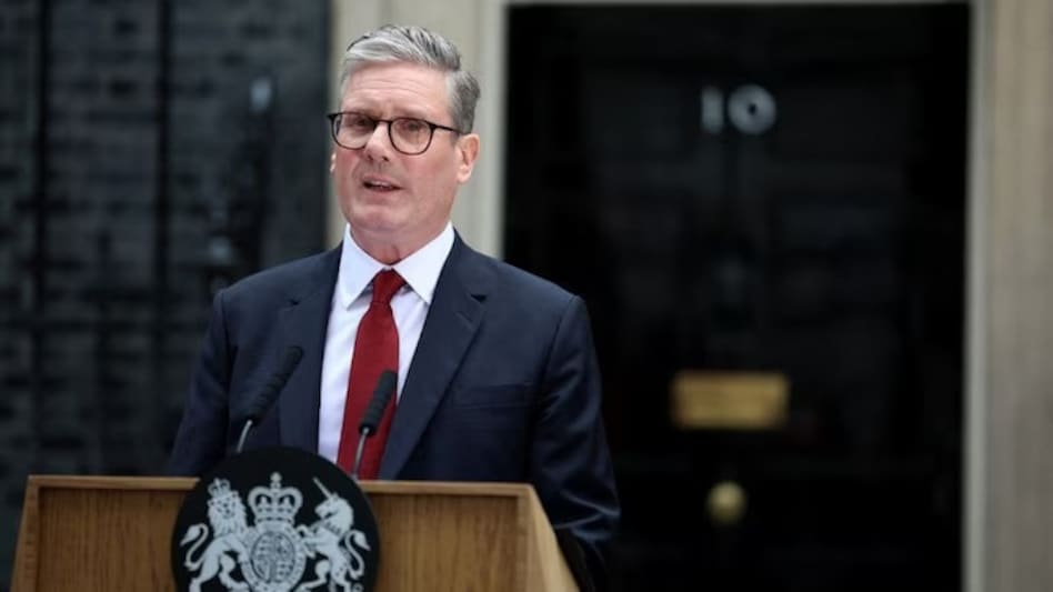 ब्रिटेन के नए PM ने अपने मंत्रिमंडल में 11 महिलाओं को दी जगह
-रेचल रीव्स चांसलर ऑफ एक्सचेकर तो शबाना को बनाया गया न्याय मंत्री
INTERNATIONAL NEWS Britain's new PM gave place to 11 women in his cabinet