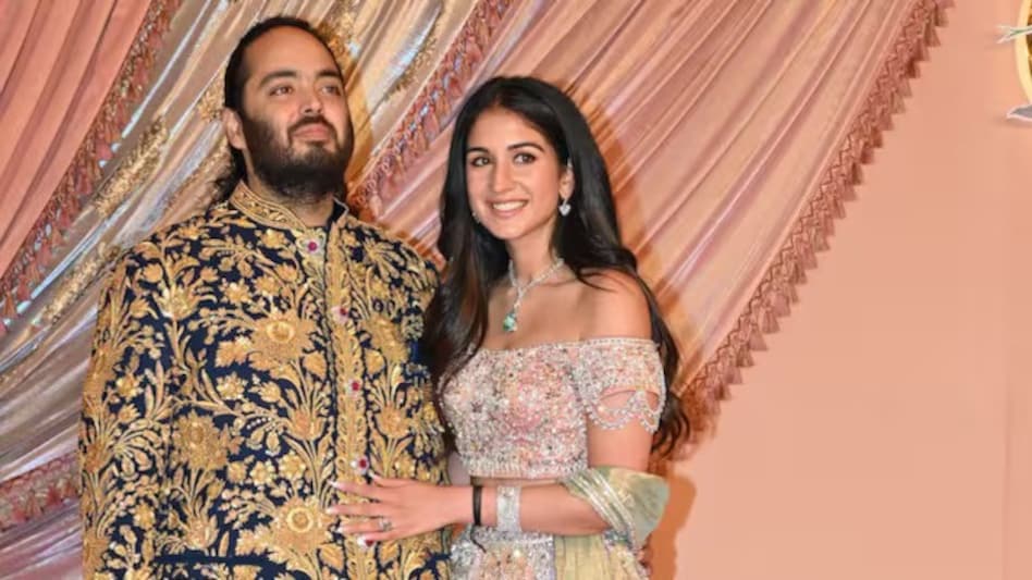 Videos from the sangeet have since gone viral on social media, giving fans a glimpse into the spectacular night. Videos from the sangeet have since gone viral on social media, giving fans a glimpse into the spectacular night.