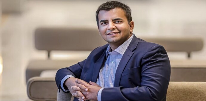 Aggarwal believes that in the AI era, data is core and should be owned by the data creators themselves. Aggarwal believes that in the AI era, data is core and should be owned by the data creators themselves.