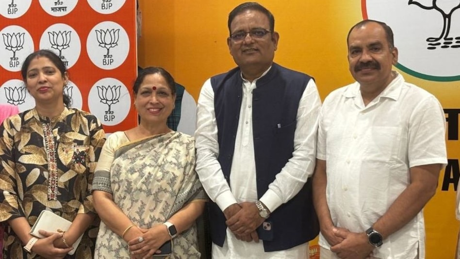 Raaj Kumar Anand joins BJP Raaj Kumar Anand joins BJP
