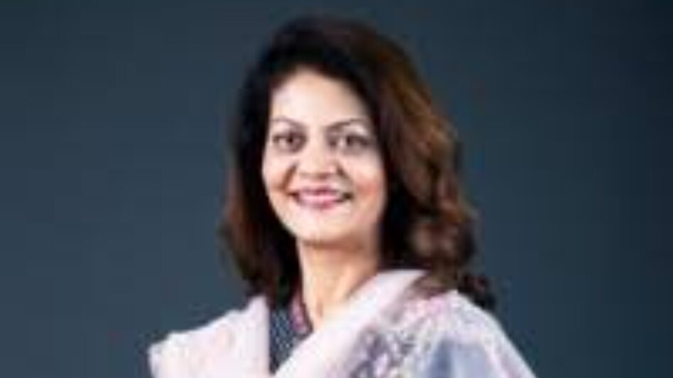 he Burman group had accused Religare board and its Chairperson Rashmi Saluja of obstructing the open offer. he Burman group had accused Religare board and its Chairperson Rashmi Saluja of obstructing the open offer.