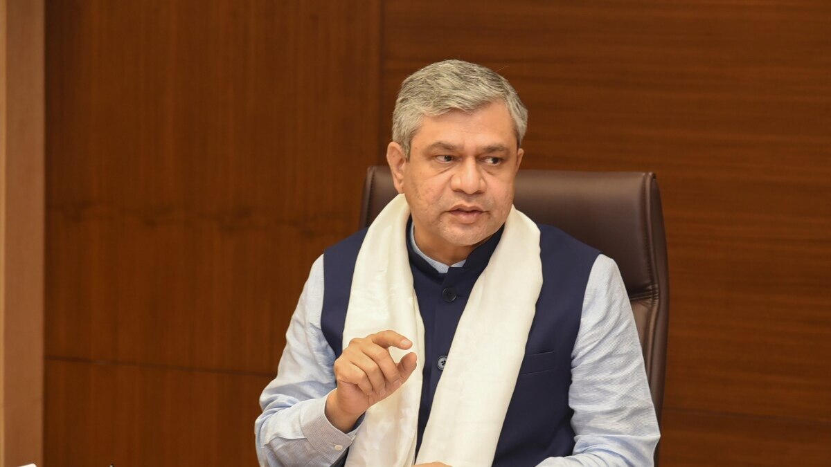 Railway Minister Ashwini Vaishnaw Railway Minister Ashwini Vaishnaw