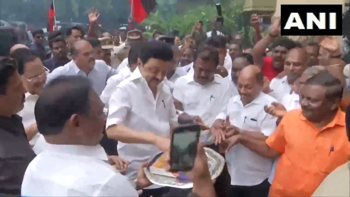 DMK chief and Tamil Nadu Chief Minister MK Stalin was seen distributing sweets to party workers in Chennai after reports of the party leading in the Vikravandi Assembly bypoll came in. DMK chief and Tamil Nadu Chief Minister MK Stalin was seen distributing sweets to party workers in Chennai after reports of the party leading in the Vikravandi Assembly bypoll came in.