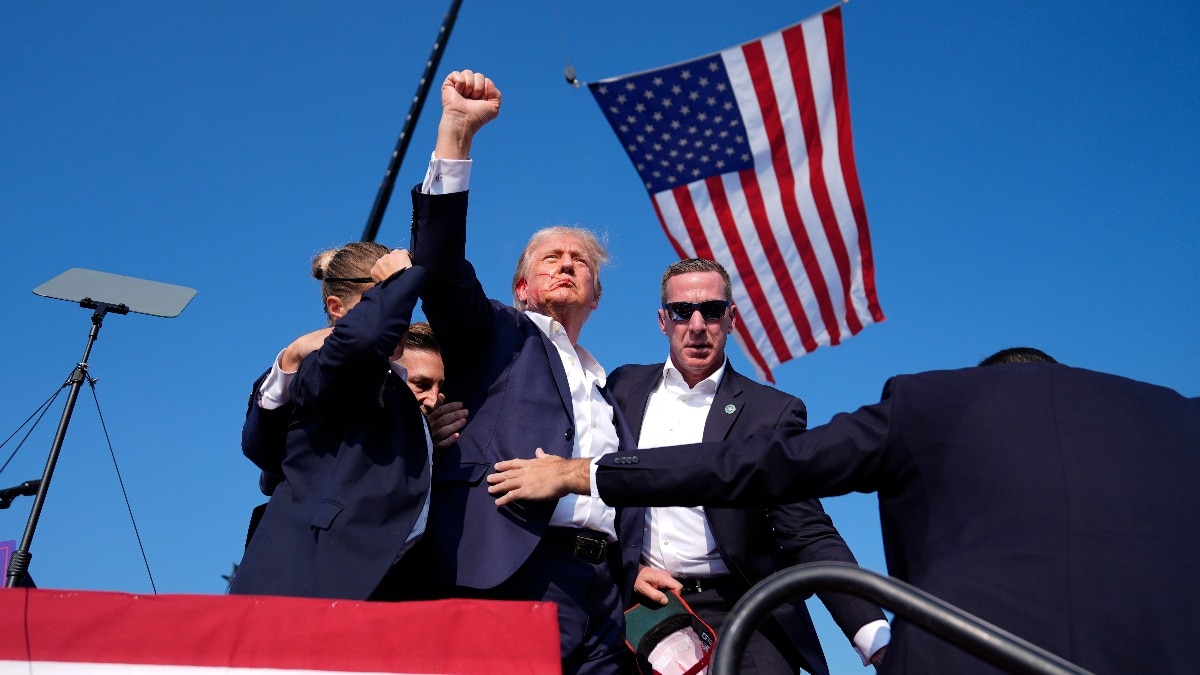 'Left-wing media don't deserve the title of journalists': Donald Trump's former strategist criticizes insensitive reporting of assassination attempt 'Left-wing media don't deserve the title of journalists': Donald Trump's former strategist criticizes insensitive reporting of assassination attempt