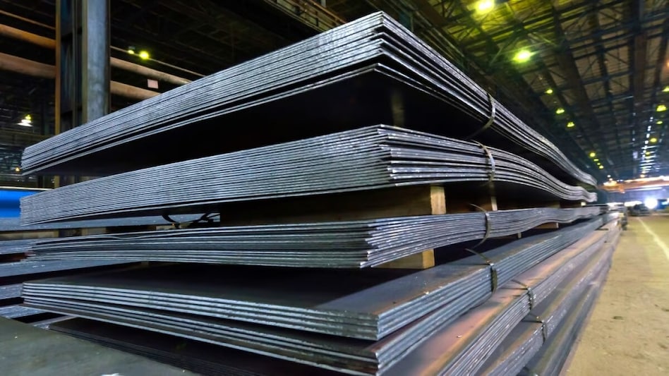 ndia’s per capita stainless-steel consumption is currently much lower than that of developed nations. India stands around 2.5 kg. In contrast, China’s per capita steel consumption is 10 kg ndia’s per capita stainless-steel consumption is currently much lower than that of developed nations. India stands around 2.5 kg. In contrast, China’s per capita steel consumption is 10 kg