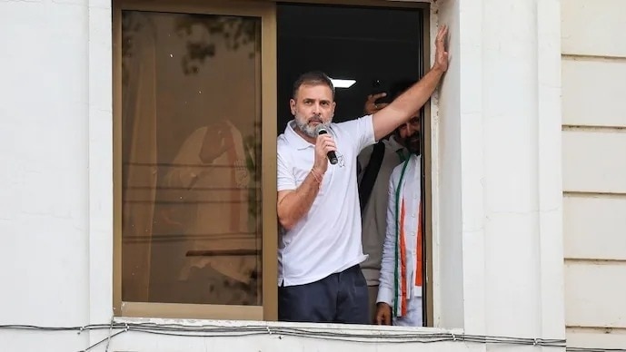 'Kursi bachao, appease cronies': LoP Rahul Gandhi launches scathing attack at Narendra Modi-led BJP over 2024 Budget, calls it 'copycat budget' 'Kursi bachao, appease cronies': LoP Rahul Gandhi launches scathing attack at Narendra Modi-led BJP over 2024 Budget, calls it 'copycat budget'