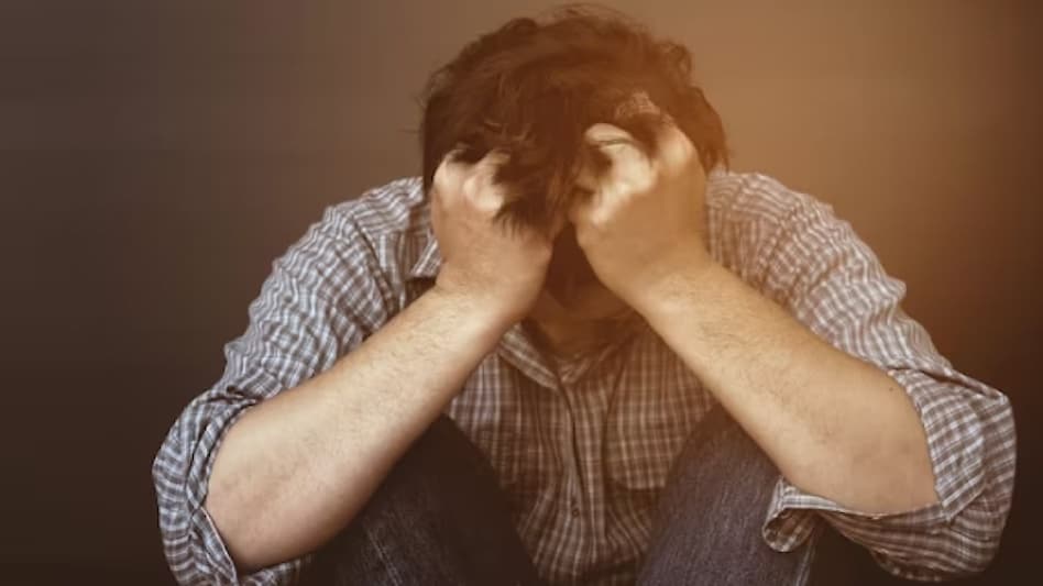 Harsh's post resonated deeply, calling for a wake-up call to prioritize health and family amidst the grind. Harsh's post resonated deeply, calling for a wake-up call to prioritize health and family amidst the grind.