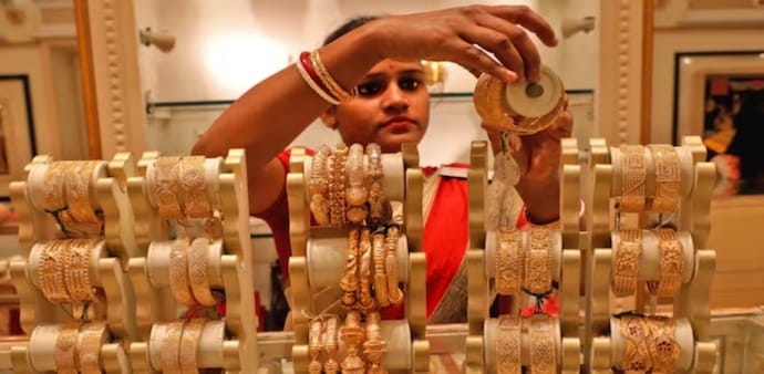 Gold prices on MCX have hit a three-month low of Rs 67,700, down from a high of Rs 74,700 on July 17, 2024. Gold prices on MCX have hit a three-month low of Rs 67,700, down from a high of Rs 74,700 on July 17, 2024.