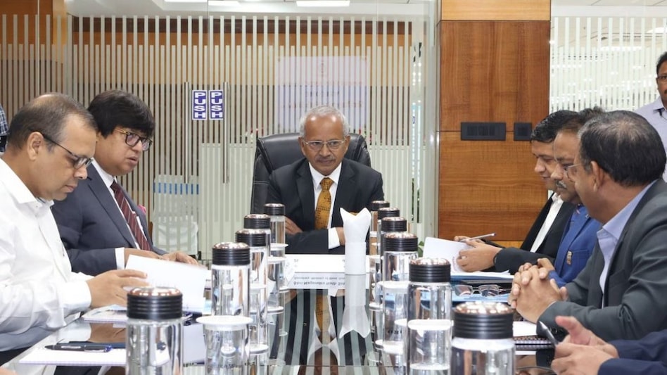 Steel Secretary Steel Secretary