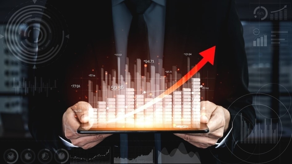LIC, Tata Motors, Sona BLW & Dr Lal Path Labs: Top stock picks from SMC Global LIC, Tata Motors, Sona BLW & Dr Lal Path Labs: Top stock picks from SMC Global