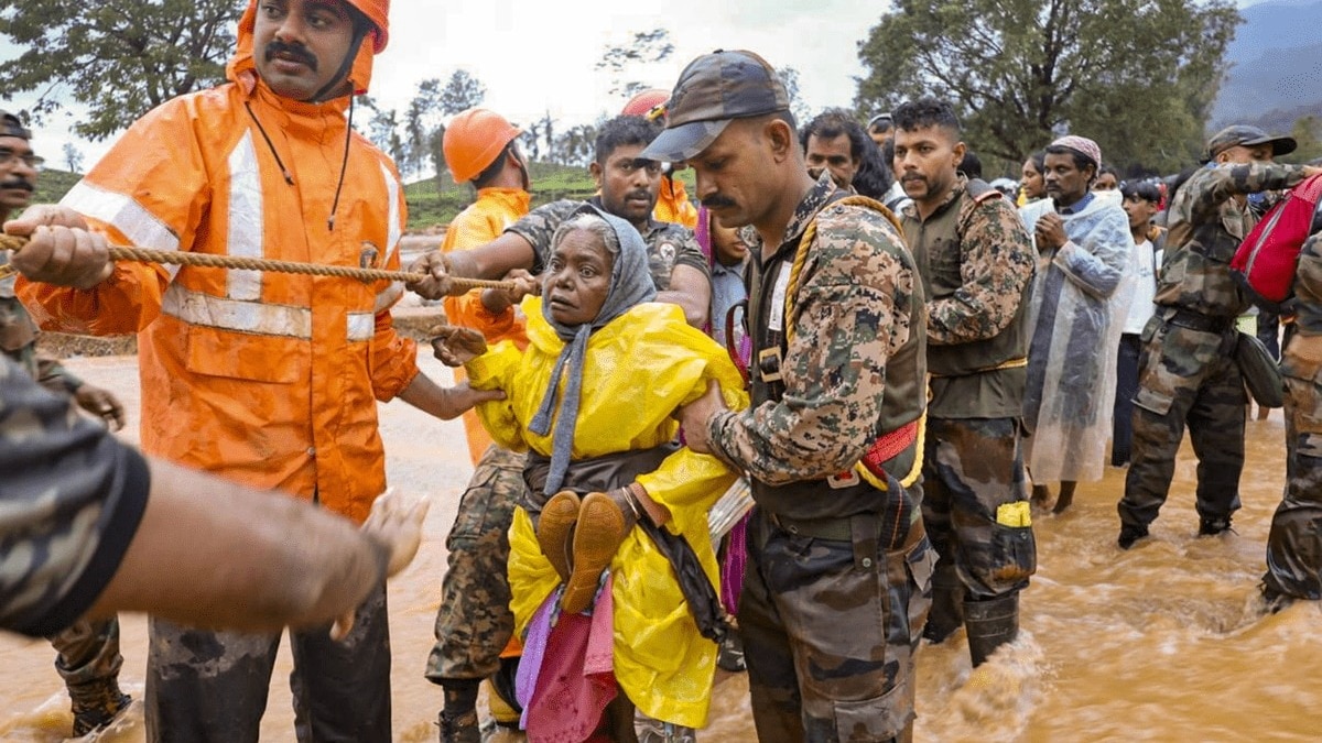 Many people are also feared to have been washed away in the Chaliyar river. Many people are also feared to have been washed away in the Chaliyar river.