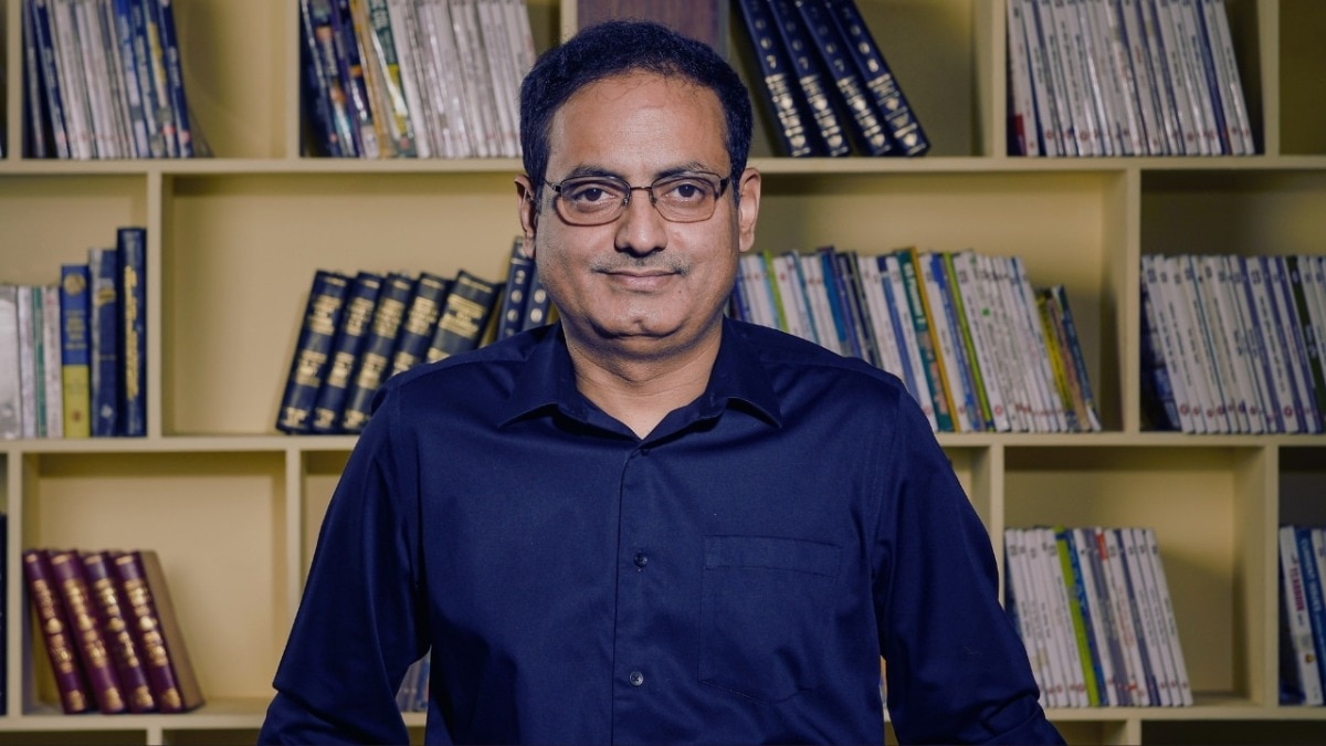 Drishti IAS' Vikas Divyakirti says no coaching centre has fire NOC required for educational institutions Drishti IAS' Vikas Divyakirti says no coaching centre has fire NOC required for educational institutions