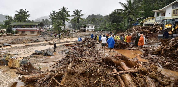 Wayanad landslide: Army says they have rescued around 1,000 people from the affected areas Wayanad landslide: Army says they have rescued around 1,000 people from the affected areas