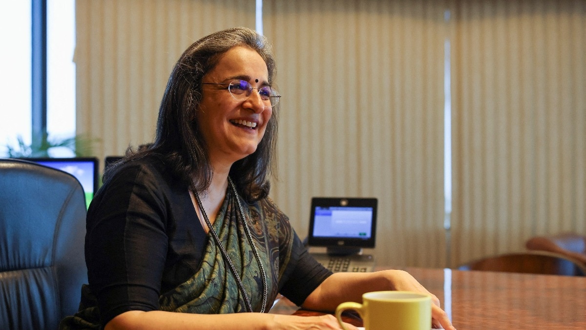 In addition to simplifying IPO filings, SEBI is also bringing in a combination of rights issues and preferential allotments. In addition to simplifying IPO filings, SEBI is also bringing in a combination of rights issues and preferential allotments.