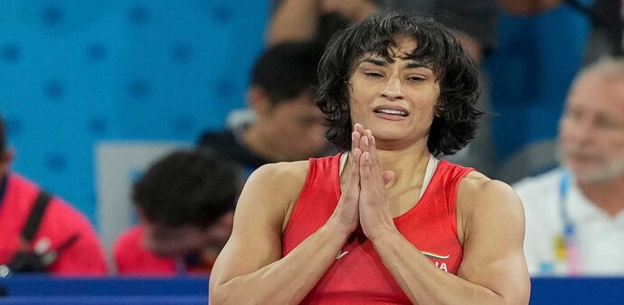 When all failed, coaches cut Vinesh's hair and tried to draw out blood but to no avail, as per media reports. When all failed, coaches cut Vinesh's hair and tried to draw out blood but to no avail, as per media reports.