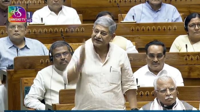 JDU's Lalan Singh has backed the Centre's proposal to amend the Waqf Act JDU's Lalan Singh has backed the Centre's proposal to amend the Waqf Act