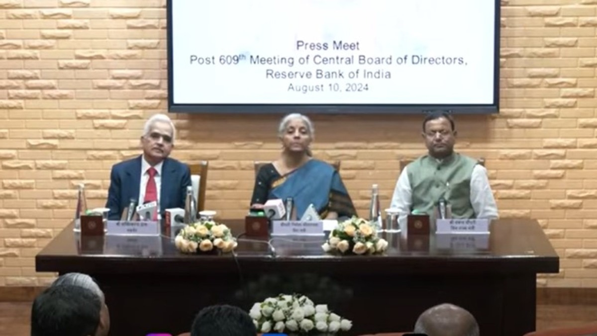 FM Nirmala Sitharaman and Reserve Bank of India (RBI) Governor Shaktikanta Das at a joint press conference on Saturday. FM Nirmala Sitharaman and Reserve Bank of India (RBI) Governor Shaktikanta Das at a joint press conference on Saturday.