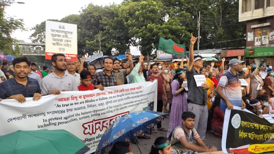 Bangladesh’s interim leader Muhammad Yunus condemned the “heinous” attacks on the minority communities in the violence-hit nation. Bangladesh’s interim leader Muhammad Yunus condemned the “heinous” attacks on the minority communities in the violence-hit nation.