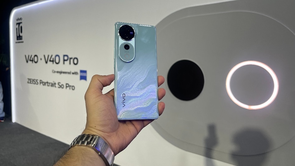 Vivo V40 Pro Vivo V40 Pro