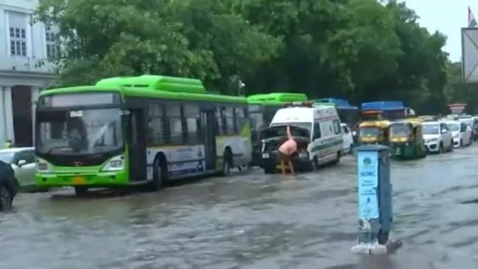 Heavy rain in Delhi NCR Heavy rain in Delhi NCR