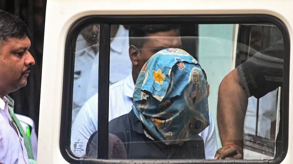 Kolkata doctor rape-murder case: Accused Sanjoy Roy sent to jail for 14 days Kolkata doctor rape-murder case: Accused Sanjoy Roy sent to jail for 14 days