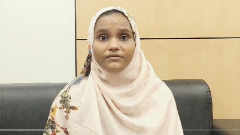 Ayodhya: Man gives 'triple talaq' after burning his wife's face as she praises PM Modi - BusinessToday