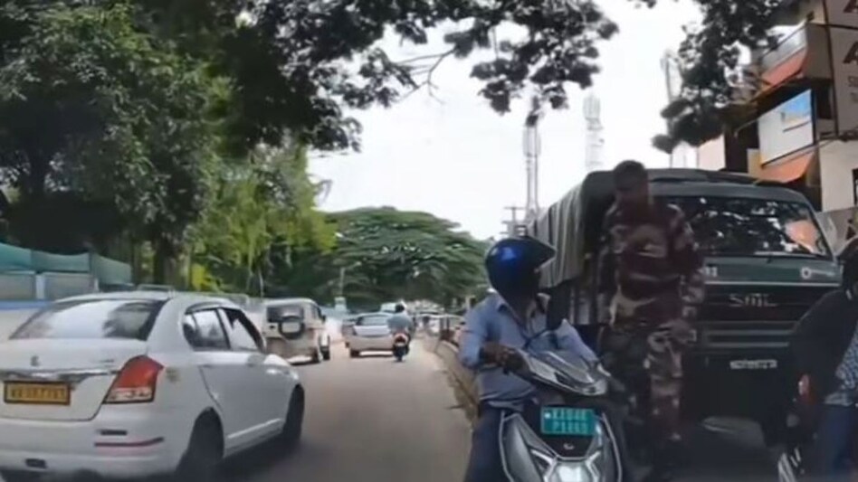 A car's dashcam captured an incident shared by X user Madhur (@ThePlacardGuy), which many people have described as "satisfying." A car's dashcam captured an incident shared by X user Madhur (@ThePlacardGuy), which many people have described as "satisfying."