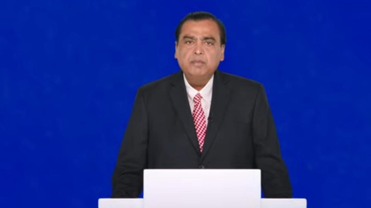 RIL AGM 2024: Mukesh Ambani said over 85 per cent of the 5G radio cells operating in India belong to Jio, adding that over 130 million customers have embraced Jio True 5G in just two years. RIL AGM 2024: Mukesh Ambani said over 85 per cent of the 5G radio cells operating in India belong to Jio, adding that over 130 million customers have embraced Jio True 5G in just two years.