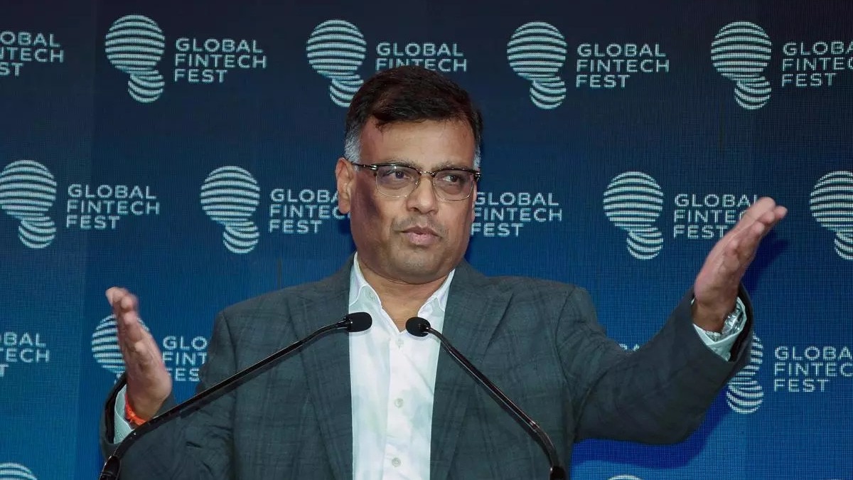 The RBI Deputy Governor, T. Rabi Sankar, has some advice for the first fintech Self-Regulatory Organisation (SRO): it must begin preparing the fintech industry to embrace the reality that maturity should be reflected in its behaviour. The RBI Deputy Governor, T. Rabi Sankar, has some advice for the first fintech Self-Regulatory Organisation (SRO): it must begin preparing the fintech industry to embrace the reality that maturity should be reflected in its behaviour.