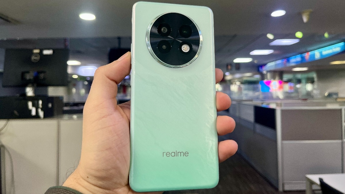 Realme 13+ 5G Realme 13+ 5G