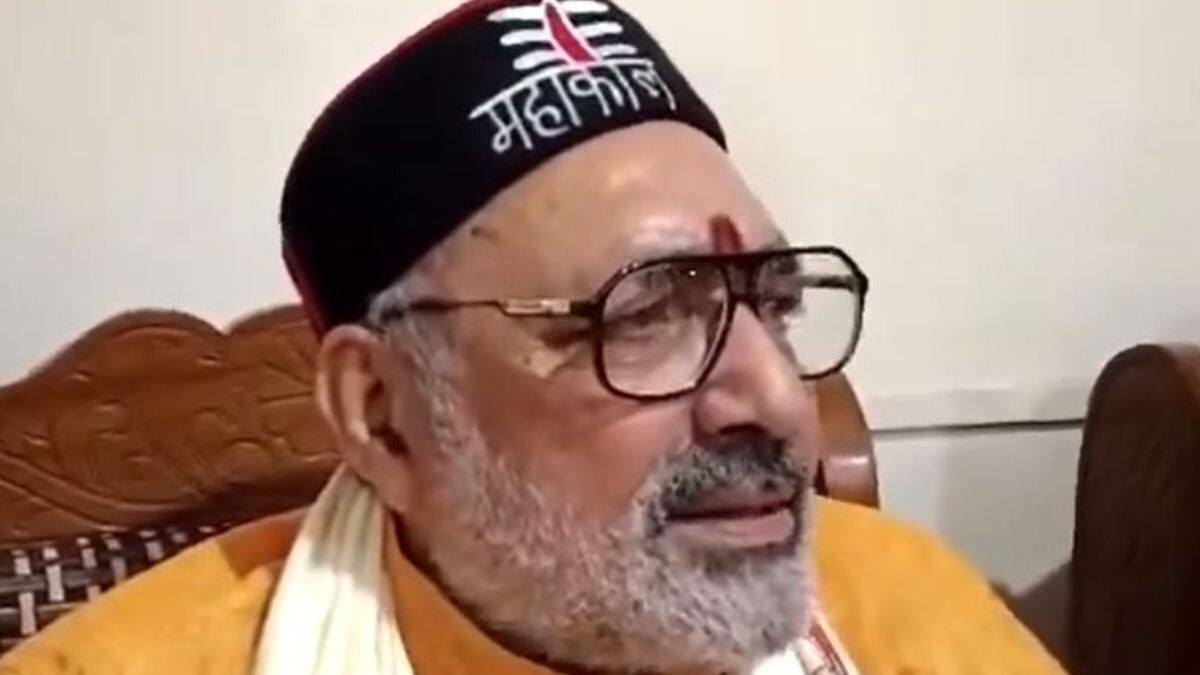 'If this man had a revolver, he would have...': Minister Giriraj Singh after man tries to punch him at an event in Bihar
