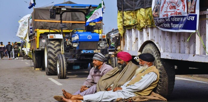The Supreme Court urged the committee to engage with the protesting farmers and encourage them to remove their tractors from the protest sites. The Supreme Court urged the committee to engage with the protesting farmers and encourage them to remove their tractors from the protest sites.
