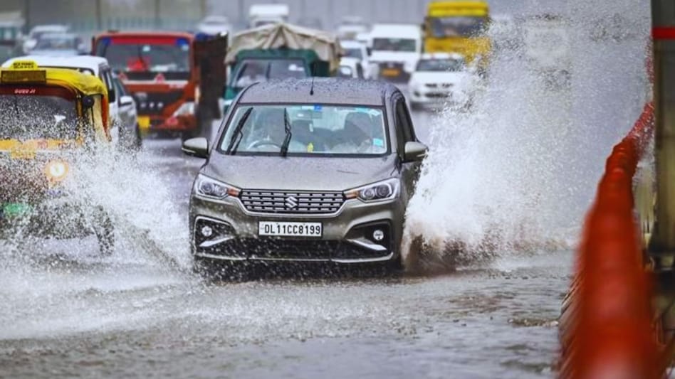 The IMD has also issued an alert of very heavy to heavy rainfall for September 15 at isolated places of Odisha, Jharkhand, Bihar, Chhattisgarh and Sub-Himalayan West Bengal. The IMD has also issued an alert of very heavy to heavy rainfall for September 15 at isolated places of Odisha, Jharkhand, Bihar, Chhattisgarh and Sub-Himalayan West Bengal.