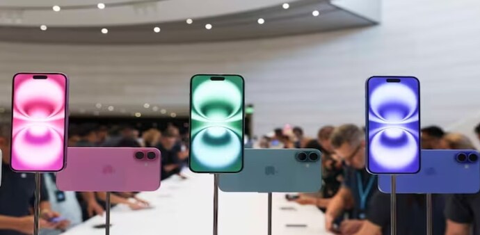 From September 20, BigBasket consumers from Bengaluru, Delhi-NCR and Mumbai can order iPhone 16 with ultra-fast delivery at their homes.. From September 20, BigBasket consumers from Bengaluru, Delhi-NCR and Mumbai can order iPhone 16 with ultra-fast delivery at their homes..