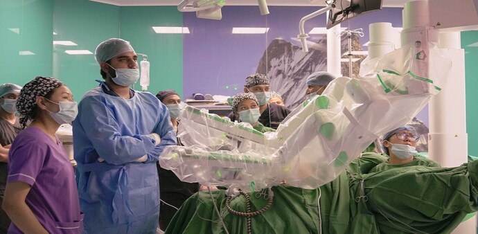 India’s role as a hub for advanced procedures such as robotic surgeries and organ transplants has further increased its importance to IHH. India’s role as a hub for advanced procedures such as robotic surgeries and organ transplants has further increased its importance to IHH.