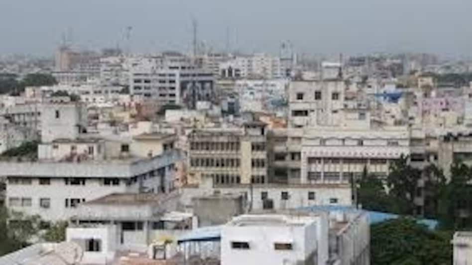 According to the new rules, apartment owners must first form an association with at least four members. According to the new rules, apartment owners must first form an association with at least four members.