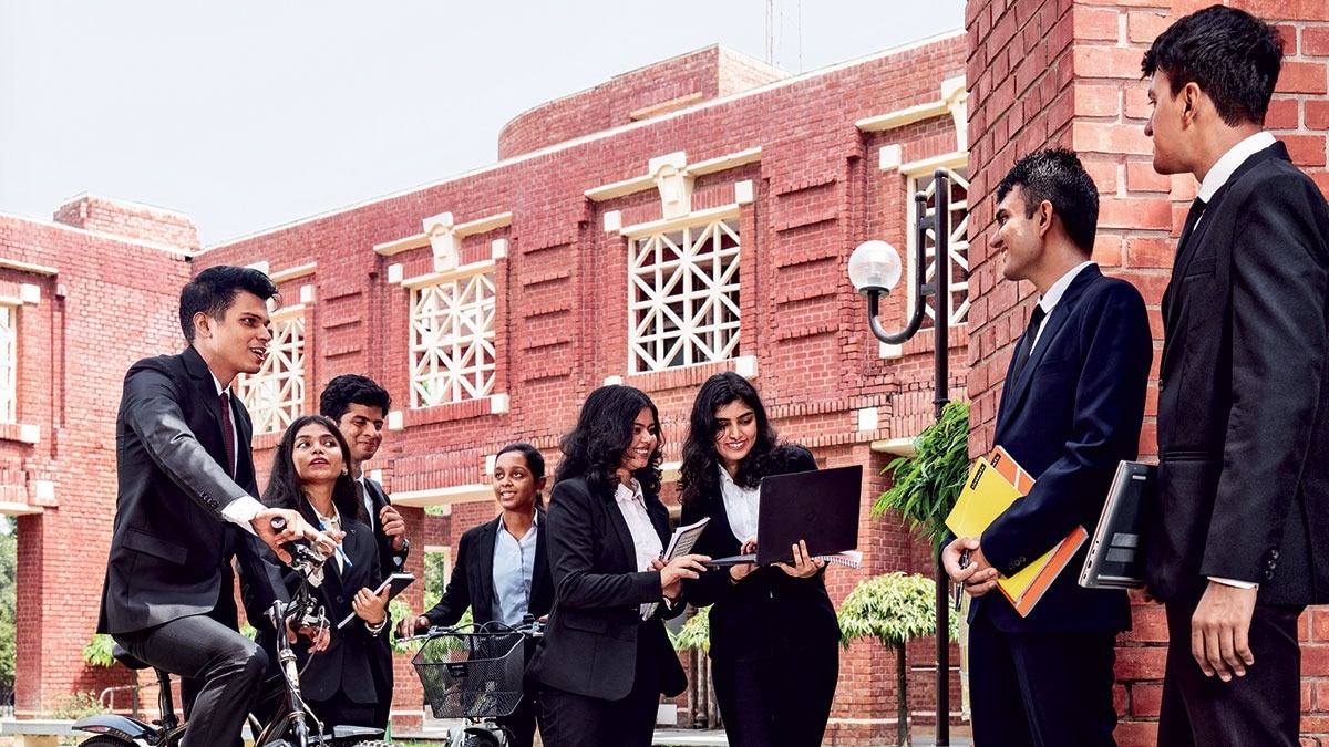 Photo Caption: IIM Lucknow is a B-school with a difference. (Photo: Hardik Chhabra) Photo Caption: IIM Lucknow is a B-school with a difference. (Photo: Hardik Chhabra)
