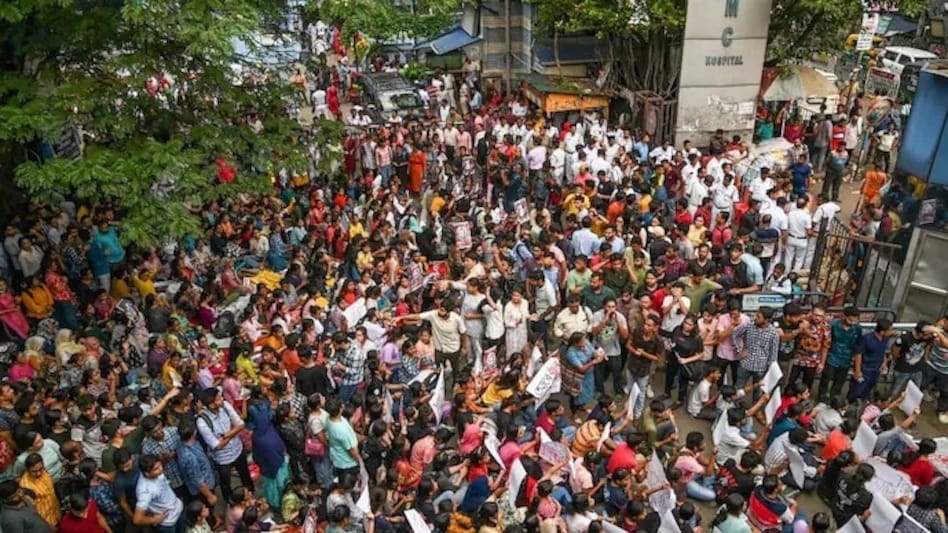 RG Kar case: Junior doctors to resume 'total cease work' RG Kar case: Junior doctors to resume 'total cease work'