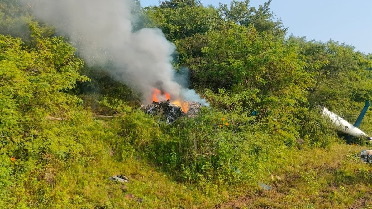 2 pilots, engineer dead after helicopter crashes in Maharashtra's Pune district
