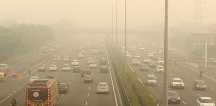Delhi air pollution: SC raps Centre, Haryana, Punjab governments Delhi air pollution: SC raps Centre, Haryana, Punjab governments