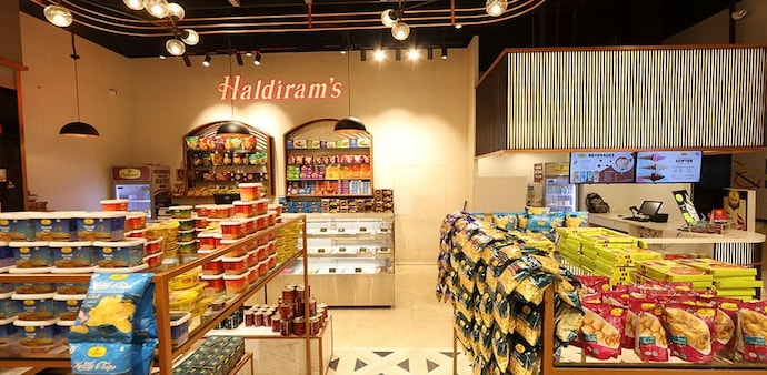 Established in 1937 as a retail sweets and savoury shop in Bikaner, its products are now available in more than 80 countries. Established in 1937 as a retail sweets and savoury shop in Bikaner, its products are now available in more than 80 countries.