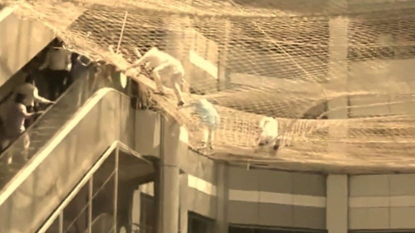 WATCH: Maharashtra deputy speaker, 3 others jump off third floor of Mantralaya while protesting