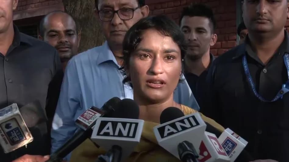 Vinesh Phogat casts her vote in Haryana. (Screengrab) Vinesh Phogat casts her vote in Haryana. (Screengrab)