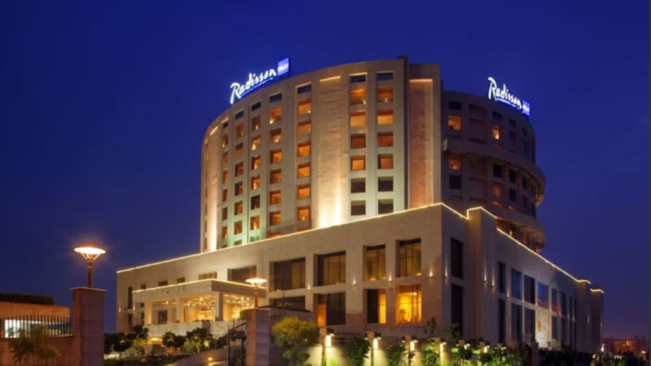 Radisson Blu Nashik secured a 1.5 MW contracted load in 2023, resulting in exemptions from cross-subsidy charges and additional surcharges. Radisson Blu Nashik secured a 1.5 MW contracted load in 2023, resulting in exemptions from cross-subsidy charges and additional surcharges.