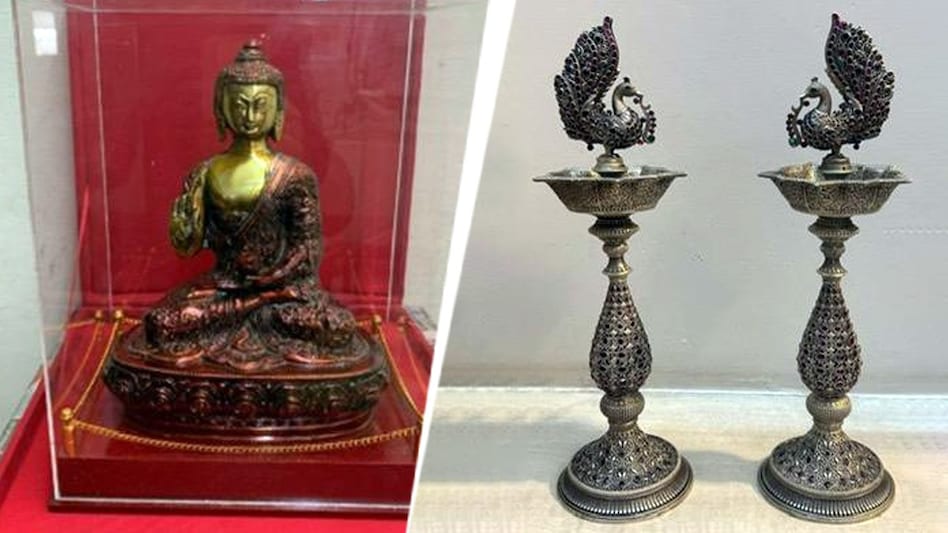 What PM Modi gifted the leaders at India-ASEAN Summit What PM Modi gifted the leaders at India-ASEAN Summit