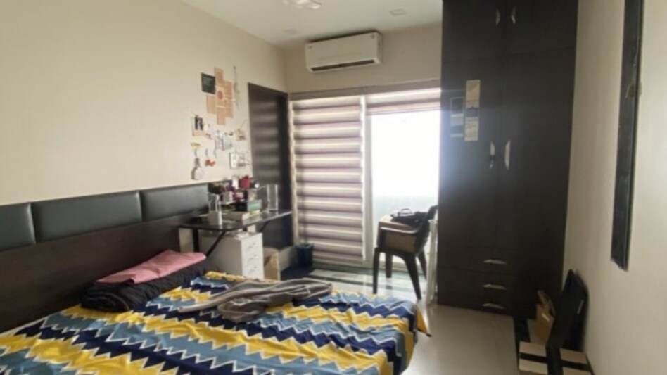 The user's post outlined the details: a room available for ₹17,000 per month, complete with a bed, mattress, AC, geyser, and storage. The user's post outlined the details: a room available for ₹17,000 per month, complete with a bed, mattress, AC, geyser, and storage.