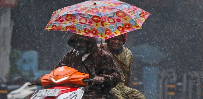 The rain-soaked state has already exceeded its October average, receiving 95.3 mm of rain between October 1 and 13, compared to the usual 57.4 mm for this period. The rain-soaked state has already exceeded its October average, receiving 95.3 mm of rain between October 1 and 13, compared to the usual 57.4 mm for this period.