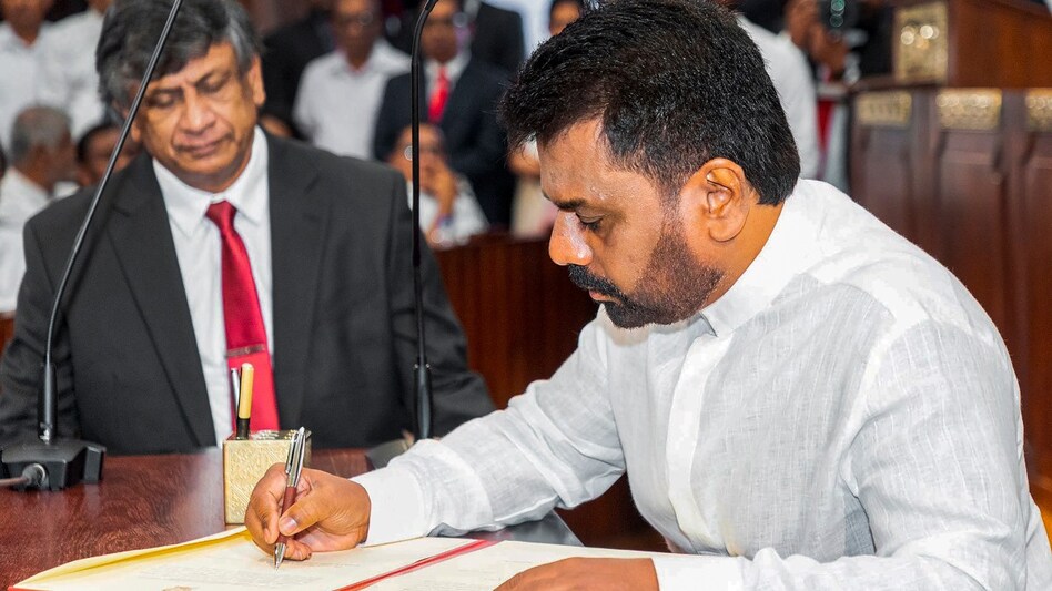 The Attorney General’s office, representing the government, announced that a decision to review the project was made during a Cabinet meeting on October 7. The Attorney General’s office, representing the government, announced that a decision to review the project was made during a Cabinet meeting on October 7.